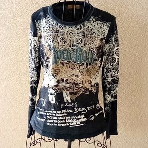 Long sleeve charcoal cotton tee with vintage rock and roll motif